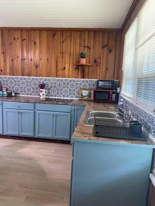 Cozy Home, King Bed, 3 Bedrooms,Close To Downtown Beaches Towncenter Jacksonville Exterior photo